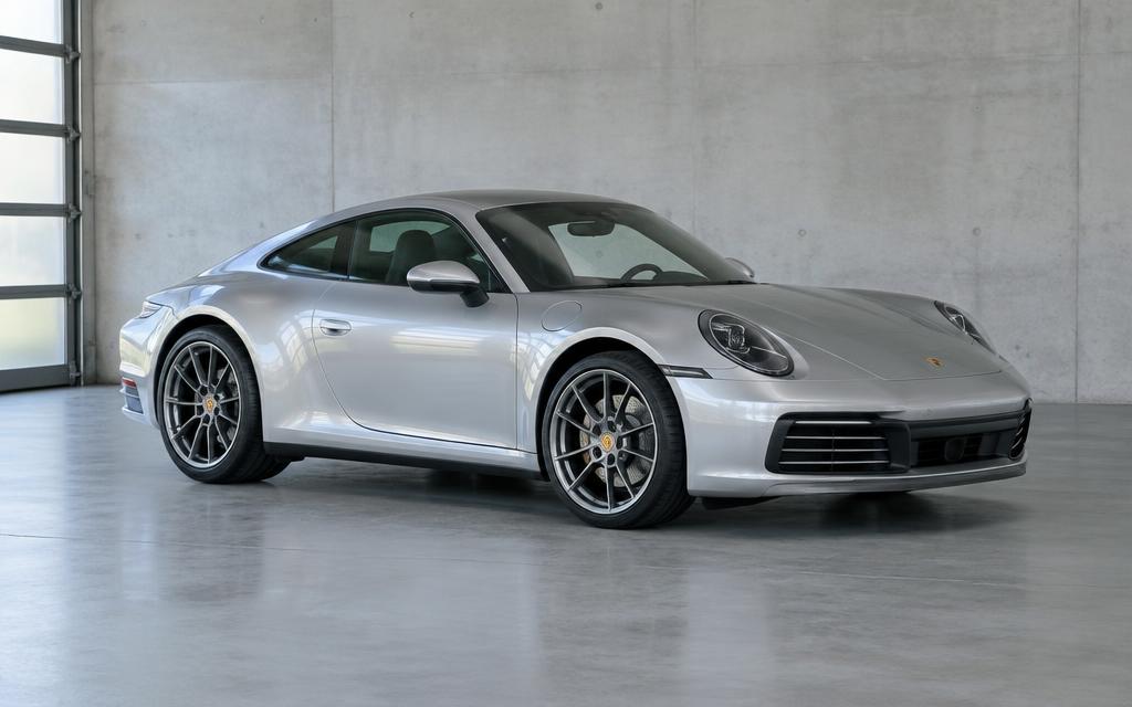 2021 Porsche 911 Carrera in GT silver